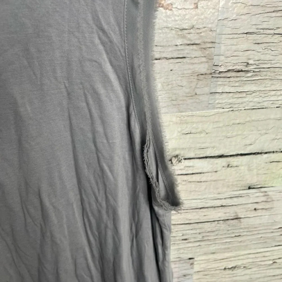 Halston gray tank top blouse size small - Picture 9 of 10